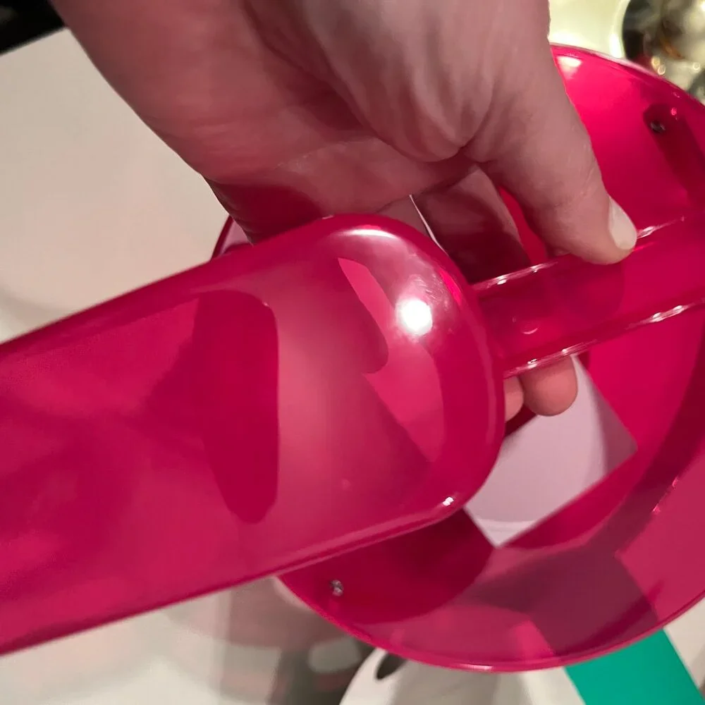 Plastic Ice‎ Bucket and Scoop (Hot Pink and Gold!) (NEW)